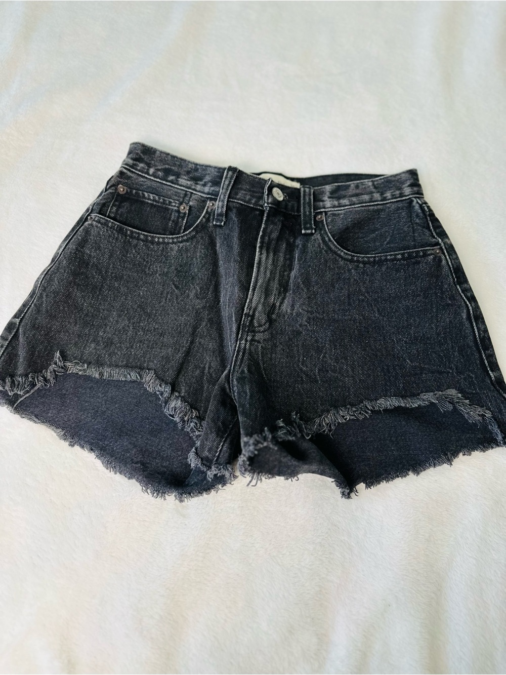 Abercrombie & Fitch Mid Rise Cut-Off Boyfriend Shorts Curve Love Size 24/00